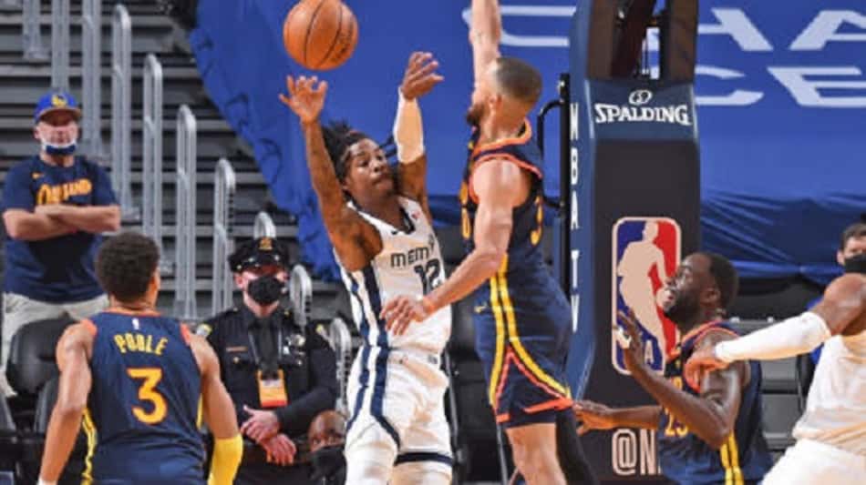 "Ja Morant é o futuro da NBA", avisa Carmelo