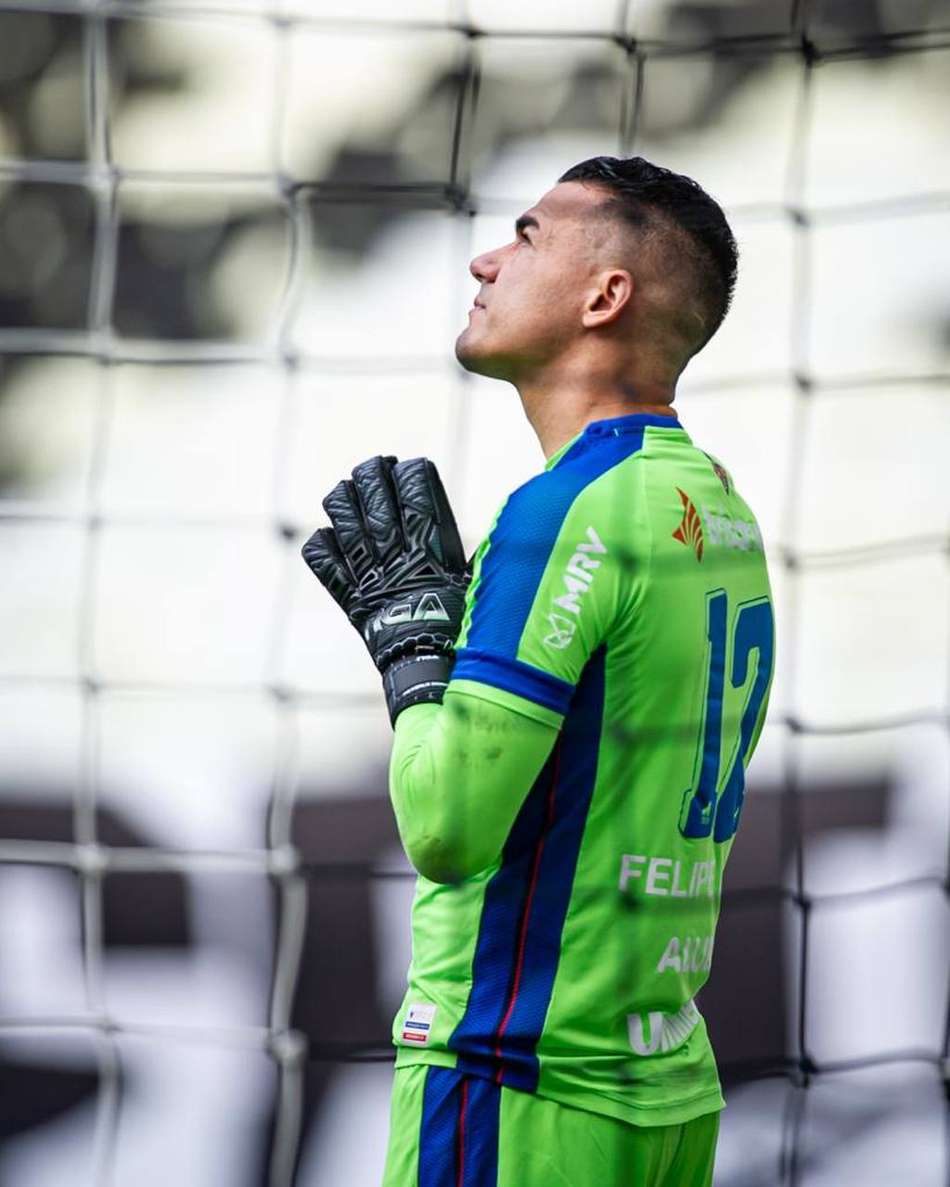 Felipe Alves projeta final do Cearense e destaca: 'Estar defendendo o gol do Fortaleza é especial'