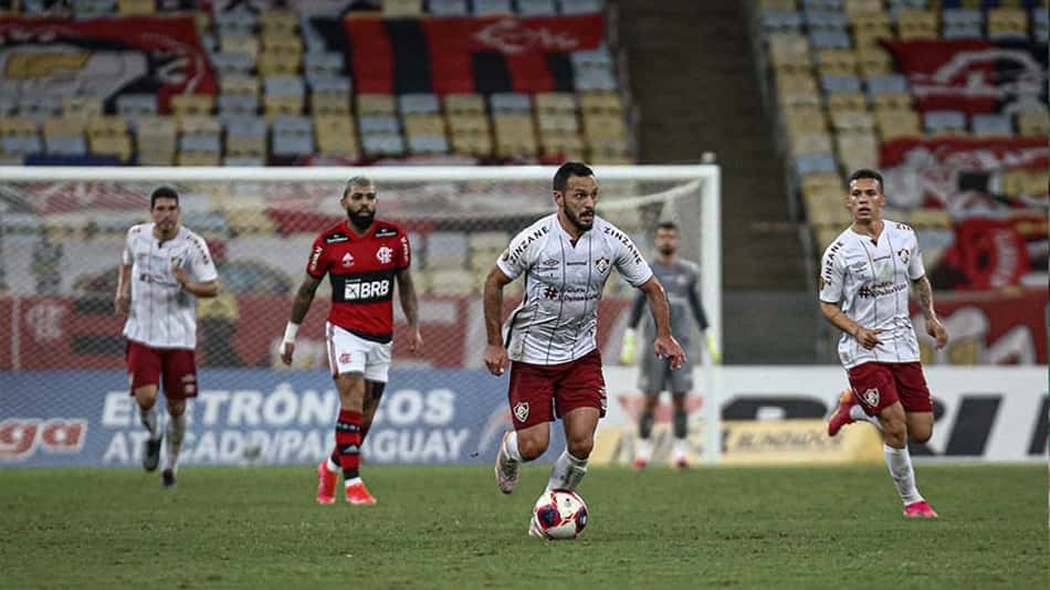 Mais volantes, três zagueiros… veja as opções de Roger para ajustar o meio-campo do Fluminense