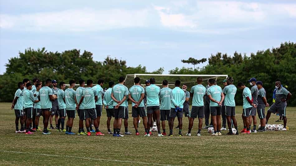 Em duelo inédito com o Cuiabá, Fluminense defende bom retrospecto em São Januário e às 11h
