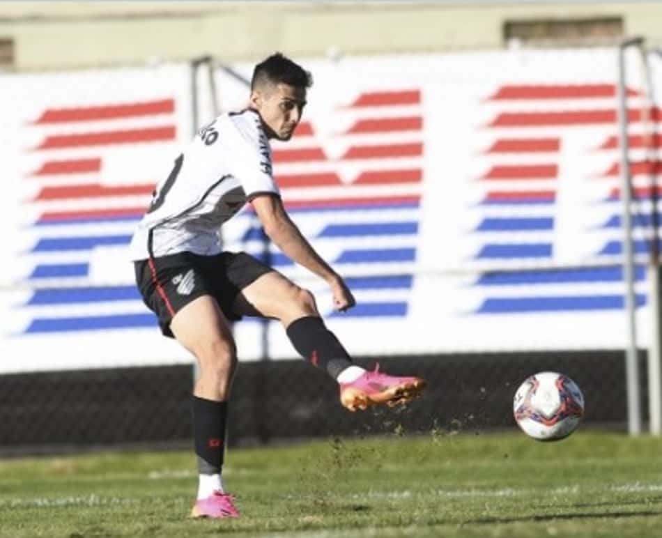 Em vantagem! Athletico bate Paraná na Vila Capanema