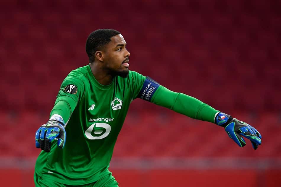 Milan acerta a contratação do goleiro Mike Maignan, campeão com o Lille