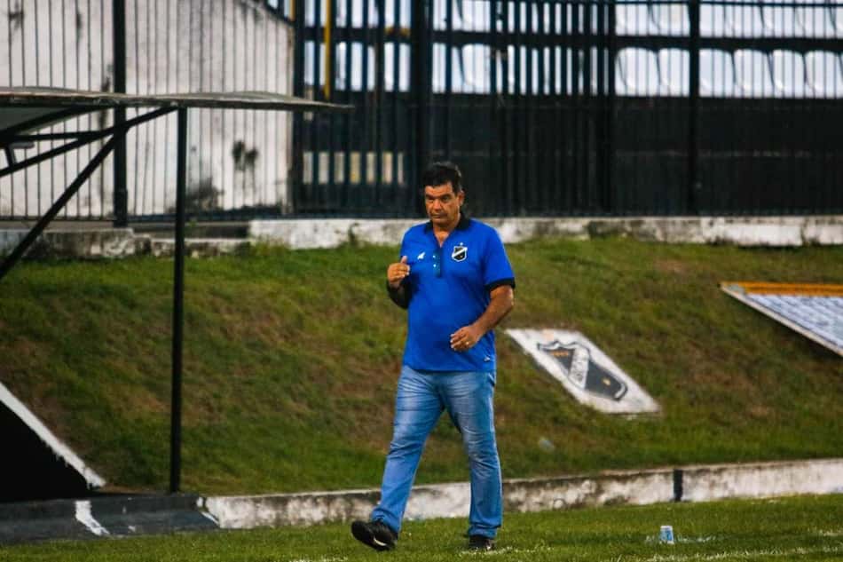 Moacir Júnior, técnico do ABC, tem aproveitamento superior as duas últimas conquistas em estaduais na carreira