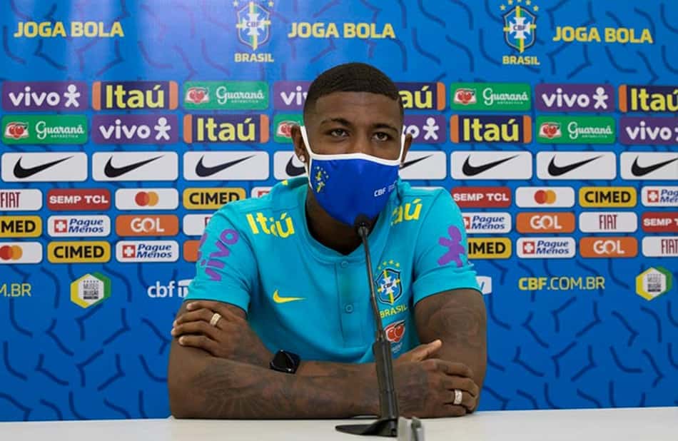 Emerson exalta ida para o Barcelona e descarta que haja falta de opções na lateral direita da Seleção