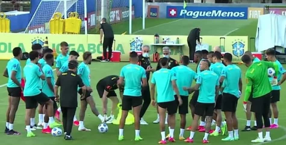 Com Neymar, Seleção Brasileira faz seu primeiro treino de olho nos duelos com Equador e Paraguai