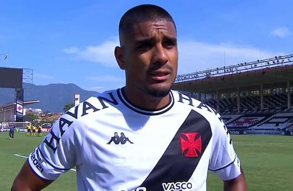 Léo Matos desabafa após estreia do Vasco na Série B com derrota: 'Se não igualar na força, não vai ganhar'