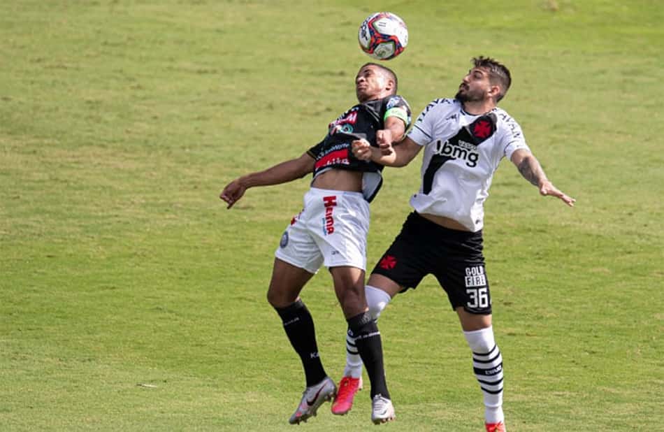 Estreia na Série B com a pior atuação no ano dá choque de realidade e exige revolução defensiva no Vasco