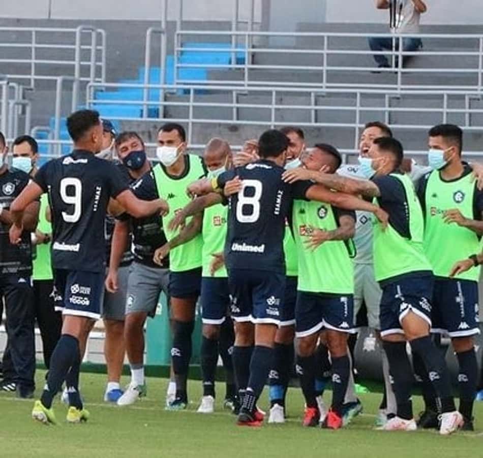 Em jogo movimentado, CRB e Remo ficam no empate