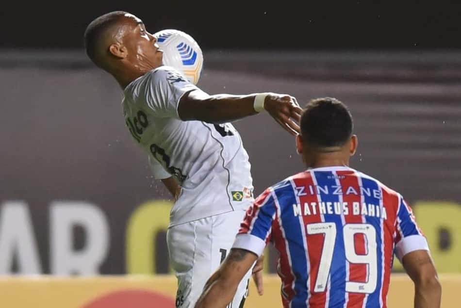 Madson lamenta 'apagão' do Santos no começo do segundo tempo