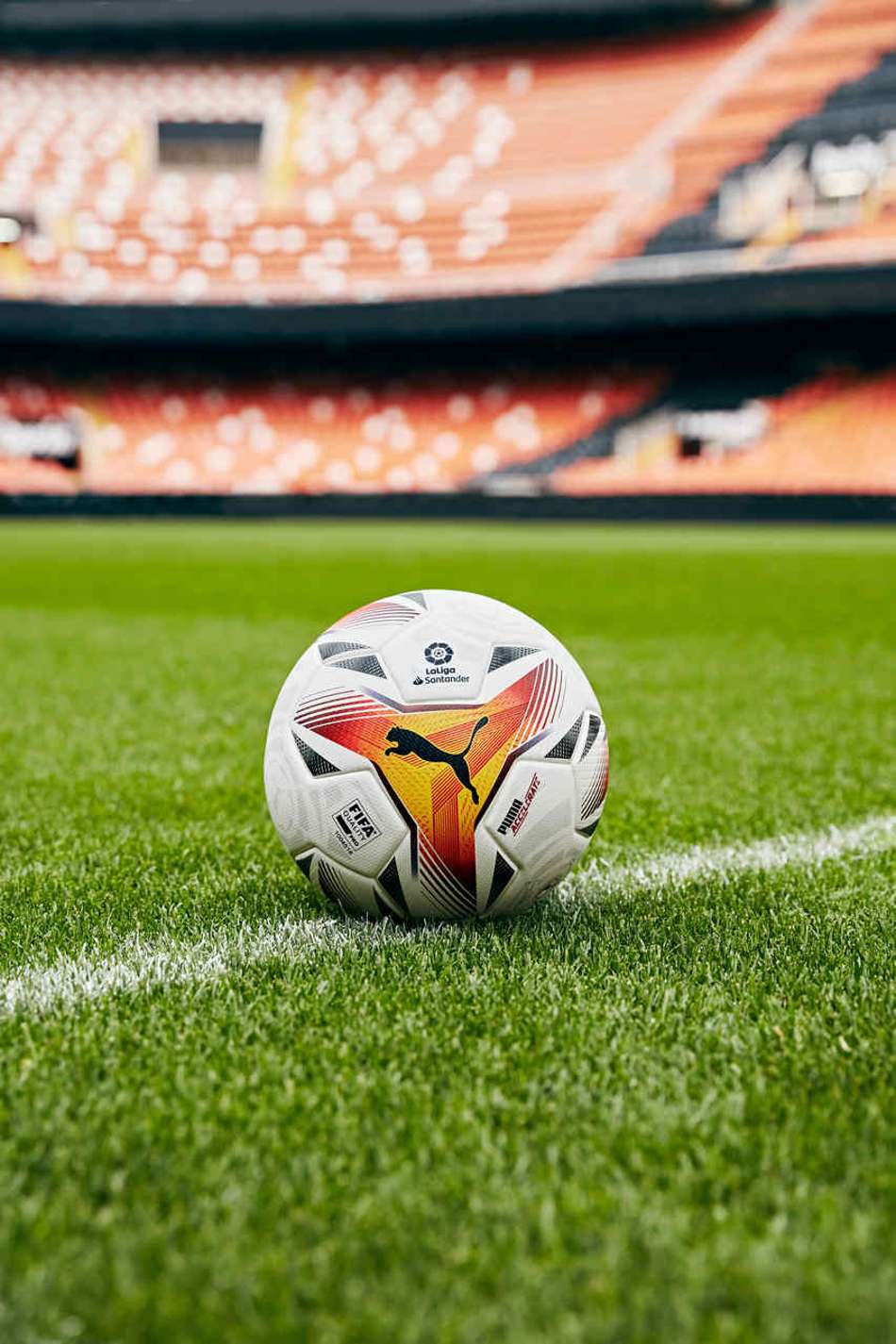 PUMA e LaLiga apresentam a ACCELERATE, nova bola oficial para a temporada 2021/2022