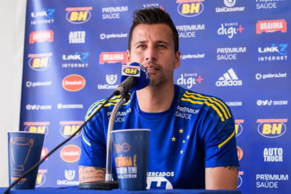 Fábio confirma paralisação dos jogadores do Cruzeiro pelos constantes atrasos salariais