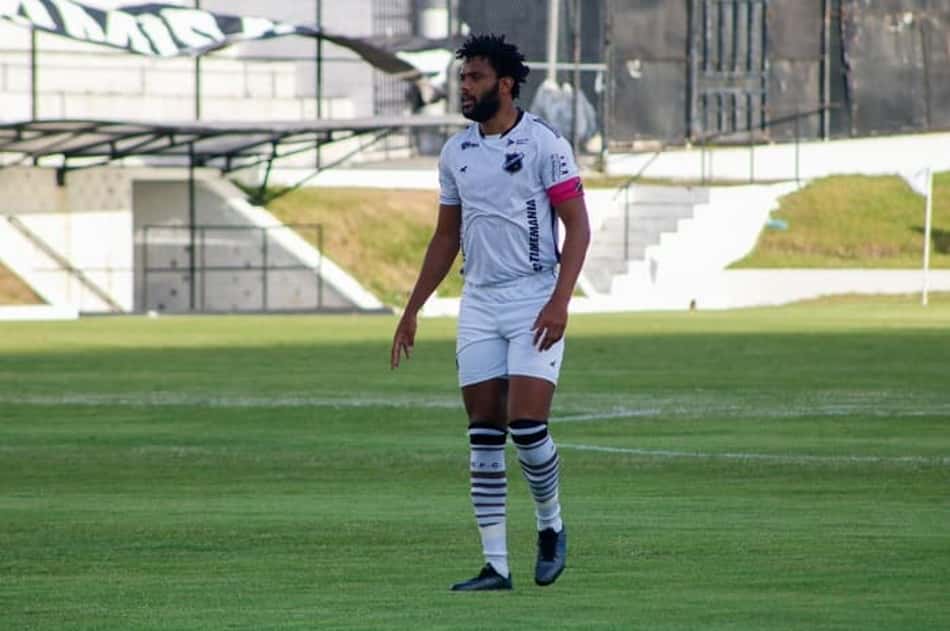 Vinicius Leandro acredita em virada do ABC na Copa do Brasil: 'Com certeza aumentaria nossa confiança'