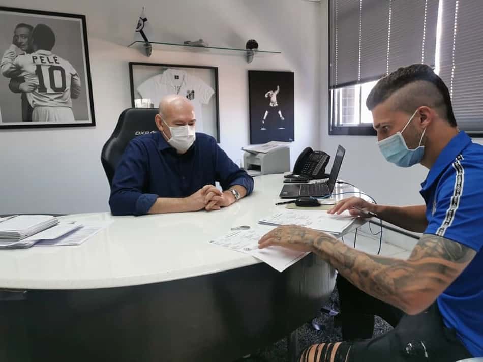 Danilo Boza aparece no BID e fica à disposição de Fernando Diniz