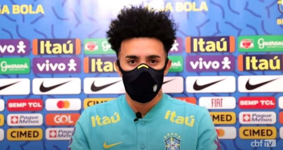 Na Seleção Olímpica, Claudinho revela 'profecia' da mãe sobre convocação e diz que vive 'um sonho'