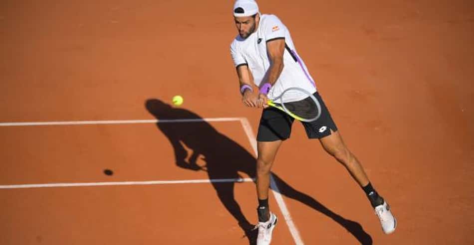 Berrettini despacha argentino e vai à 3ª fase na França