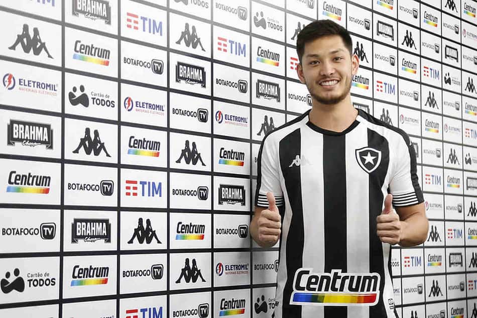 Luís Oyama e Daniel Borges devem ser titulares do Botafogo contra o Coritiba; veja provável time