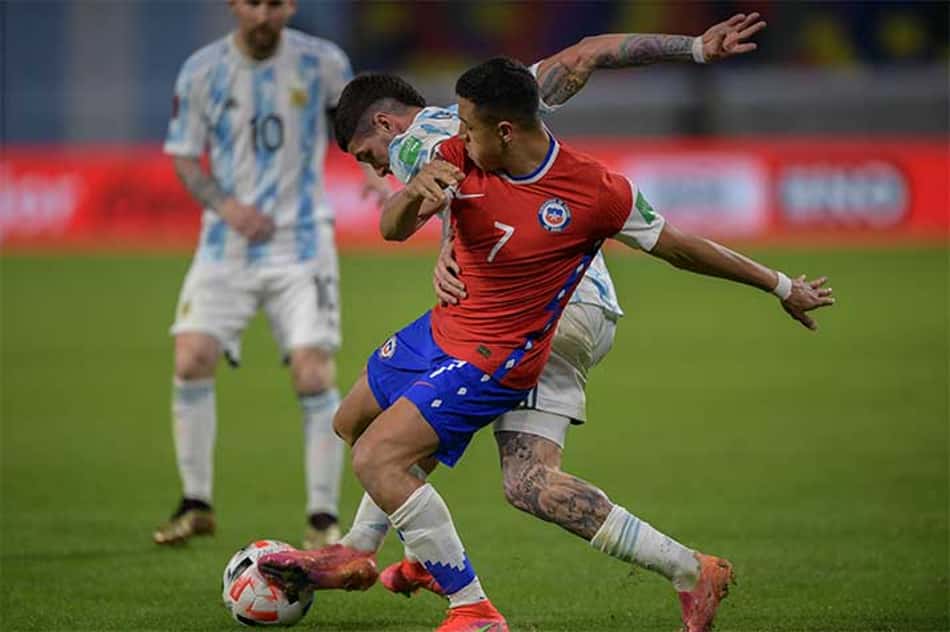 Em jogo com pouca emoção, Argentina e Chile empatam pelas Eliminatórias