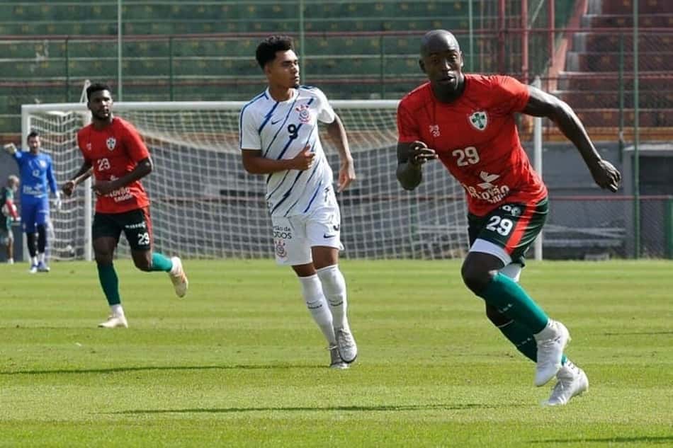 Atacante Wilmar Jordan fará estreia pela Portuguesa