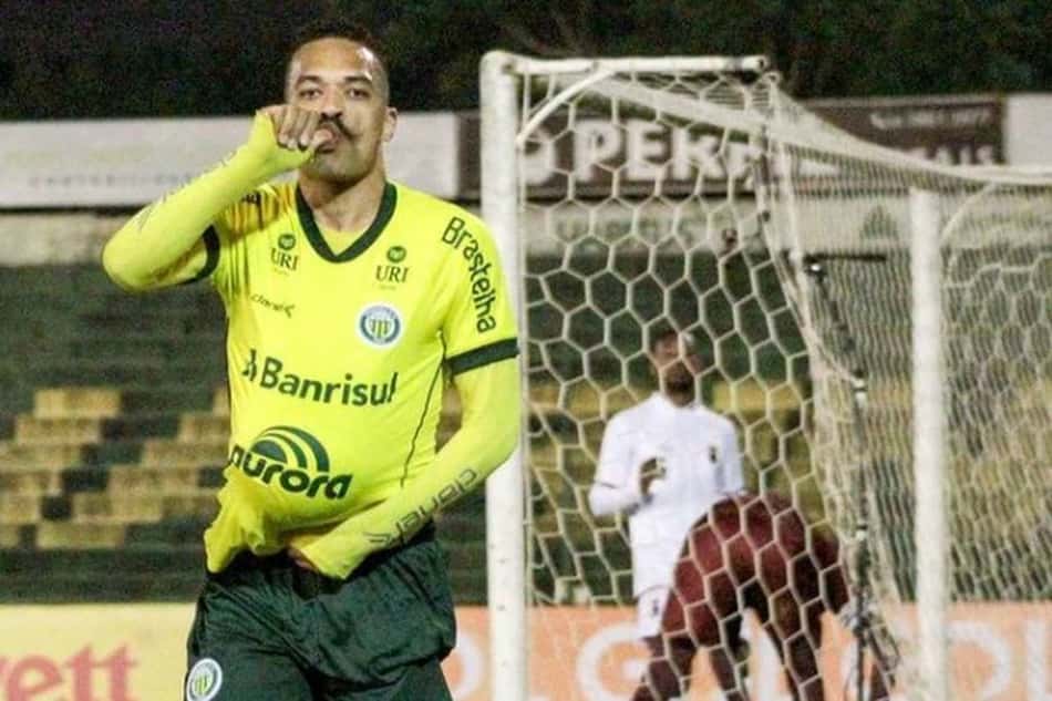 Mikael comemora primeiro gol pelo Ypiranga e sonha com o acesso para a Série B: 'Preparação vem sendo boa'