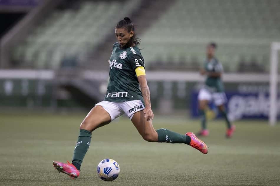 Destaque do Palmeiras, Bia Zaneratto é eleita a jogadora do mês no Brasileirão