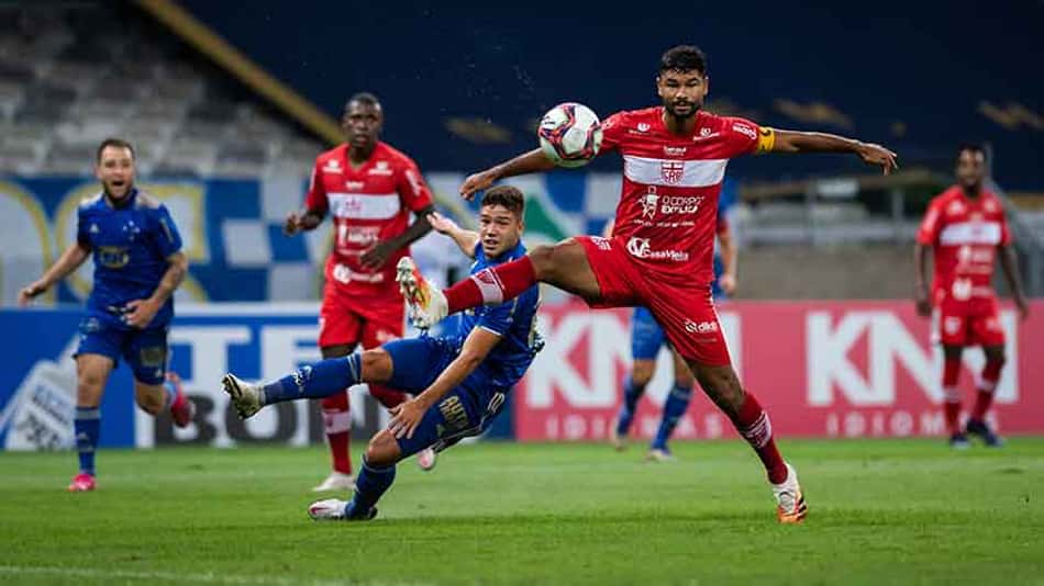 Vídeo: veja os sete gols do 'jogo maluco' entre Cruzeiro e CRB