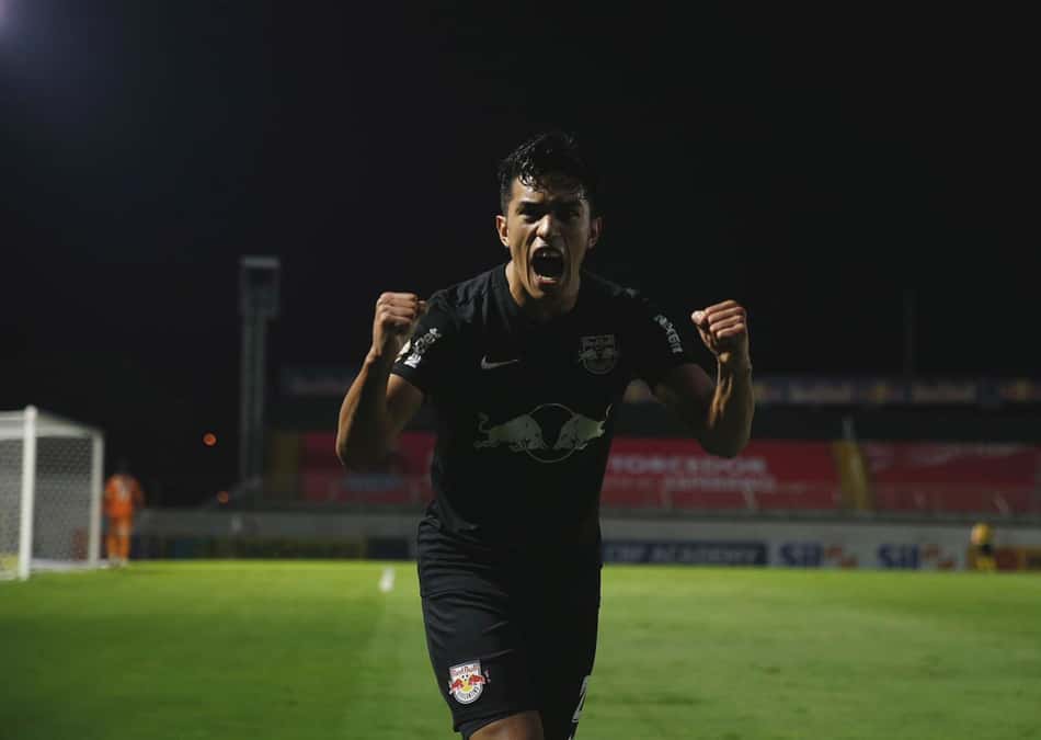 Cuello comemora golaço no Brasileirão e quer RB Bragantino focado em vencer na Copa do Brasil