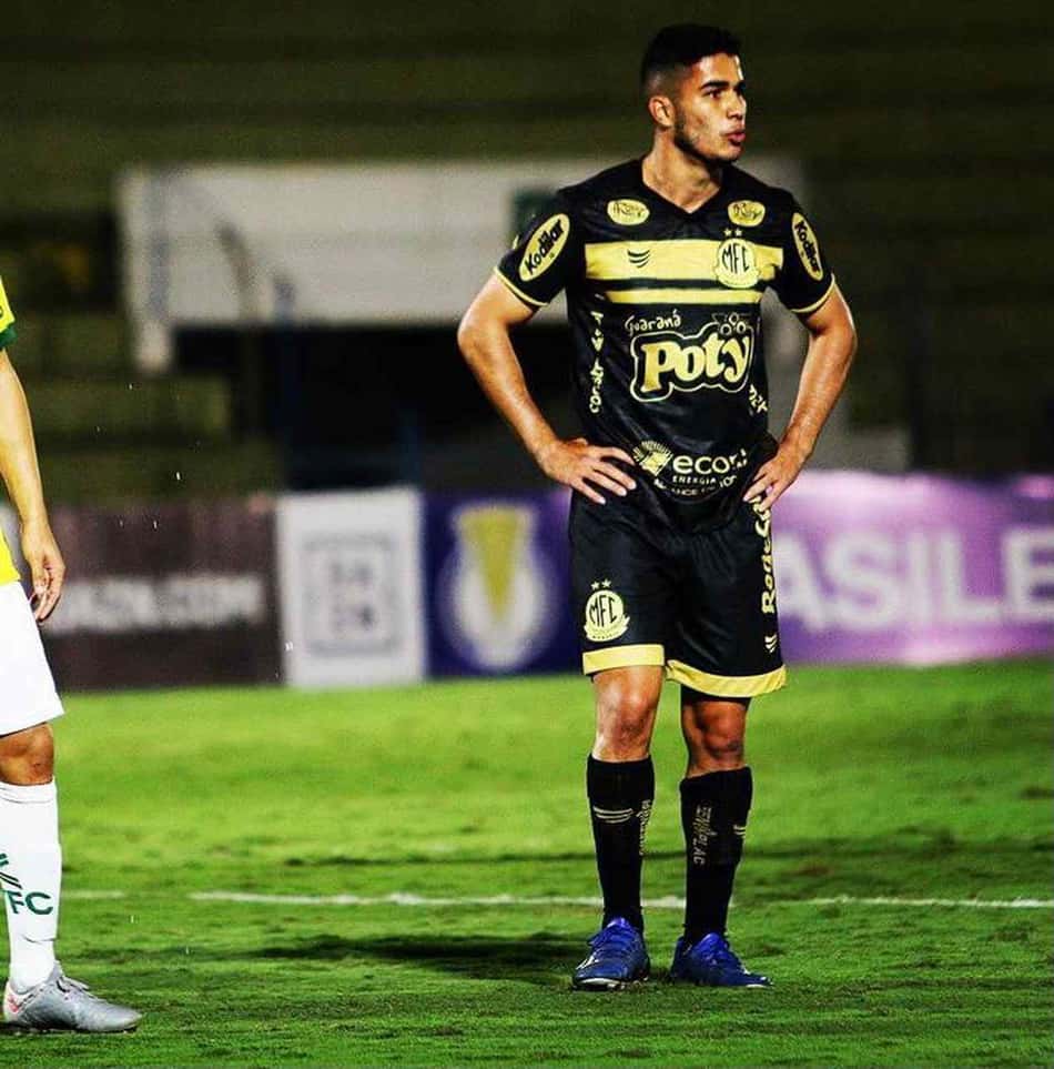 Giovani comemora estreia como profissional e projeta sequência do Mirassol na Série C