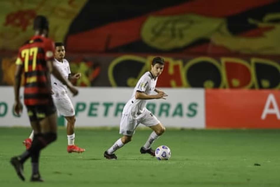 Nacho Fernández vira referência de Cuca no Atlético-MG