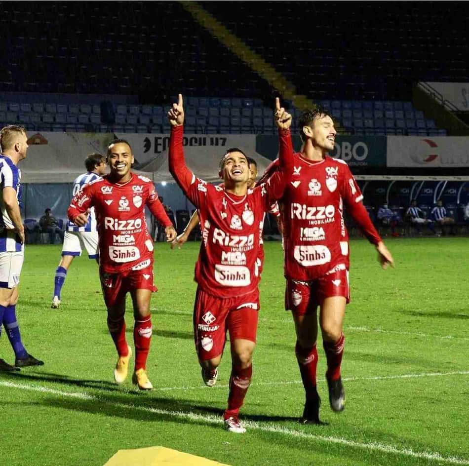 Após marcar em estreia, Renan Mota quer boa sequência no Vila Nova-GO