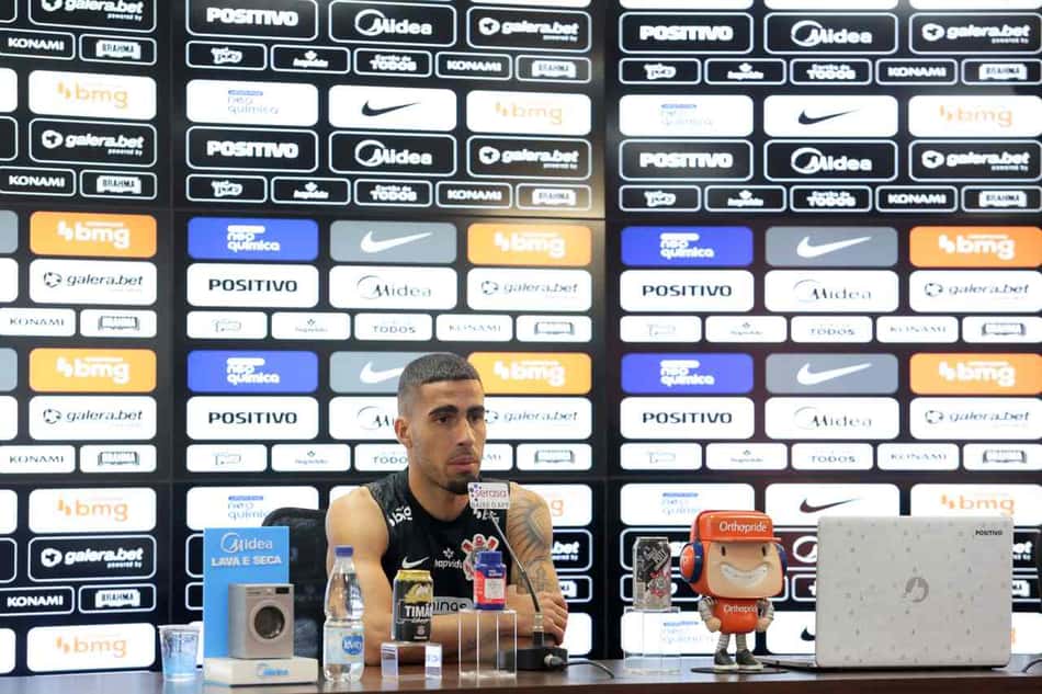 Gabriel diz que vitória contra o América-MG deu confiança ao elenco do Corinthians