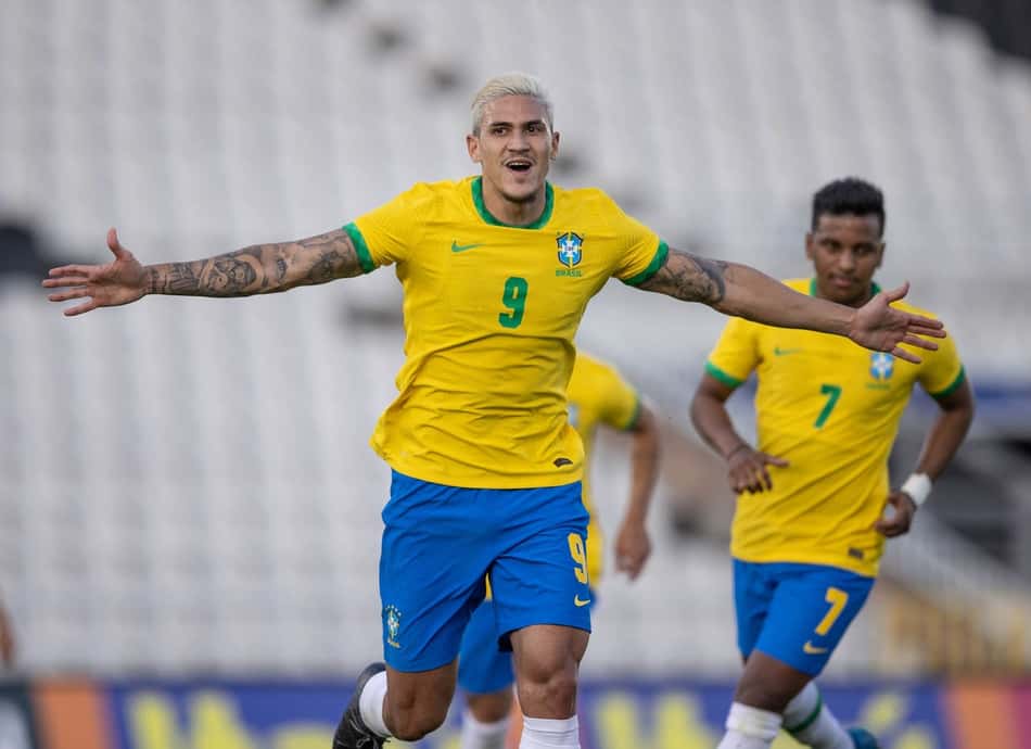 Zico vê Pedro 'punido' com imbróglio entre Flamengo e CBF e questiona não pagamento; L! recapitula o caso