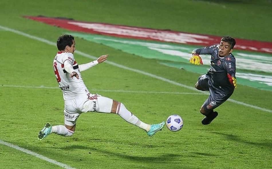 Autor de hat-trick na goleada do São Paulo, Pablo 'alfineta' 4 de Julho: 'Tem que respeitar'