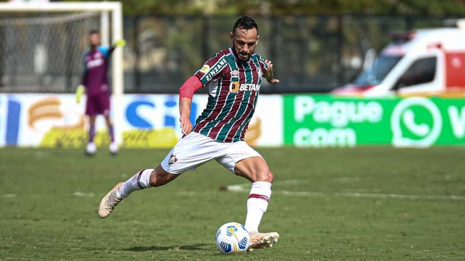 Em boa fase, Yago Felipe vira o motor do meio-campo do Fluminense com duas assistências nos últimos jogos