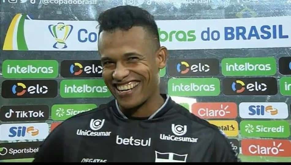 Carrasco do Palmeiras, goleiro Diogo Silva já adianta que irá cutucar familiares palmeirenses: 'Aguardem'