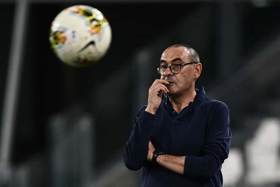 Lazio anuncia Maurizio Sarri como novo técnico, e presidente comemora: 'Um amante do futebol'