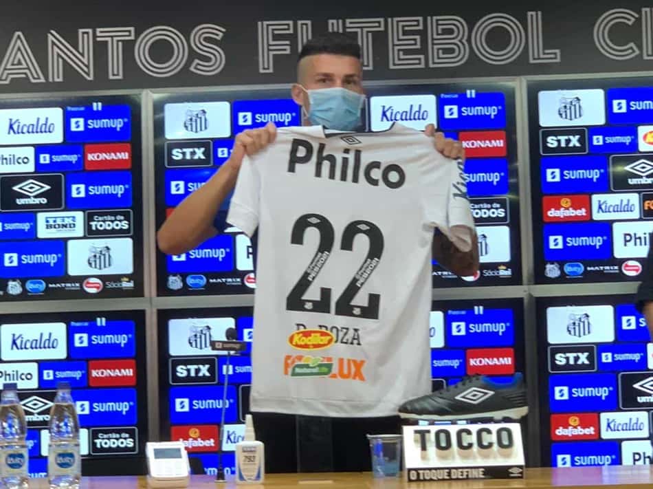 Danilo Boza deve ser a novidade do Santos contra o Fluminense