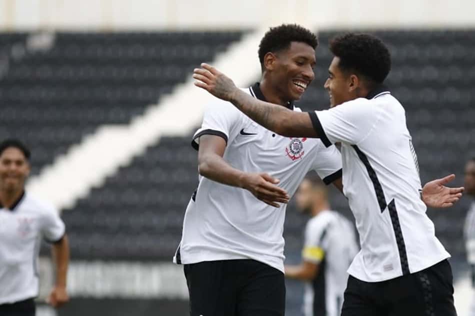 Corinthians vence o Santos pelo Brasileirão de Aspirantes na estreia de Danilo como técnico
