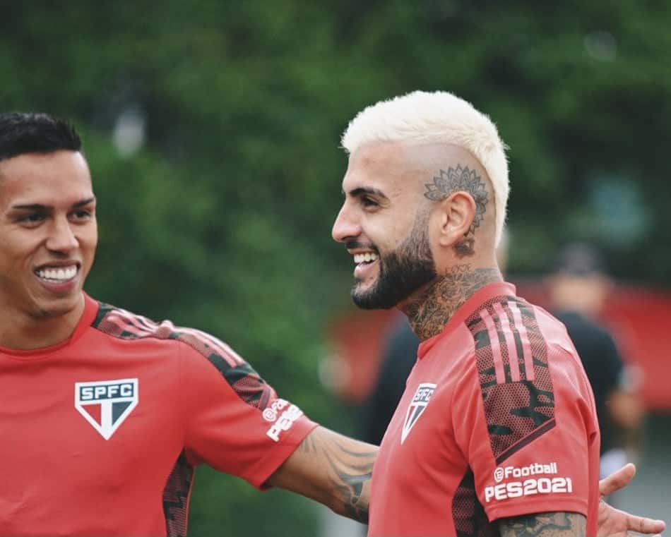 Liziero treina no São Paulo e deve voltar ao time contra o Atlético-MG