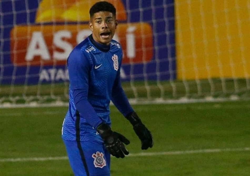 Inspirado em Cássio, goleiro do Corinthians vibra com convocação para a Seleção Brasileira sub-17
