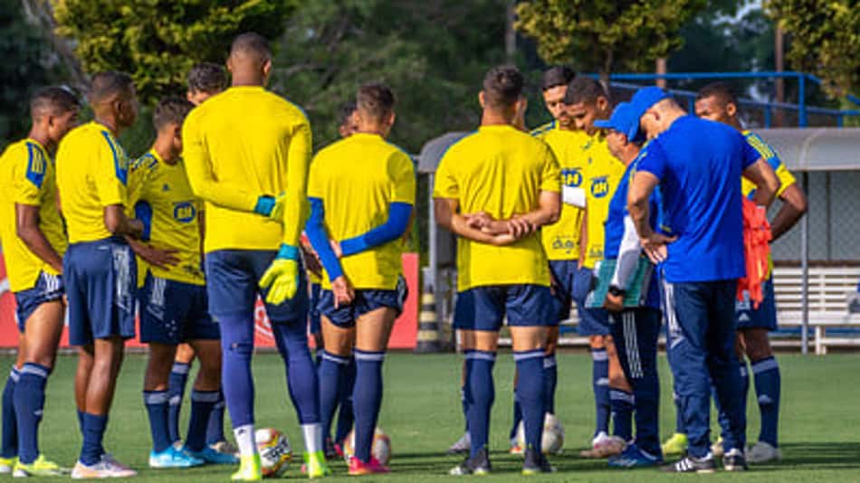 Cruzeiro x Goiás. Onde assistir, prováveis times e desfalques