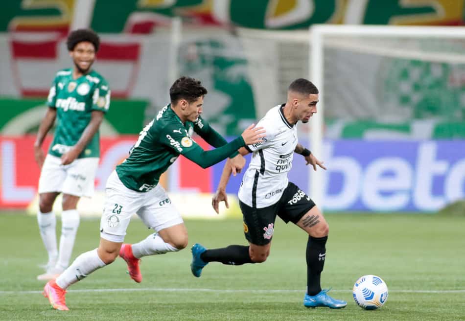 Sylvinho elogia meio-campo do Corinthians e destaca Gabriel: 'Voluntarioso e generoso'