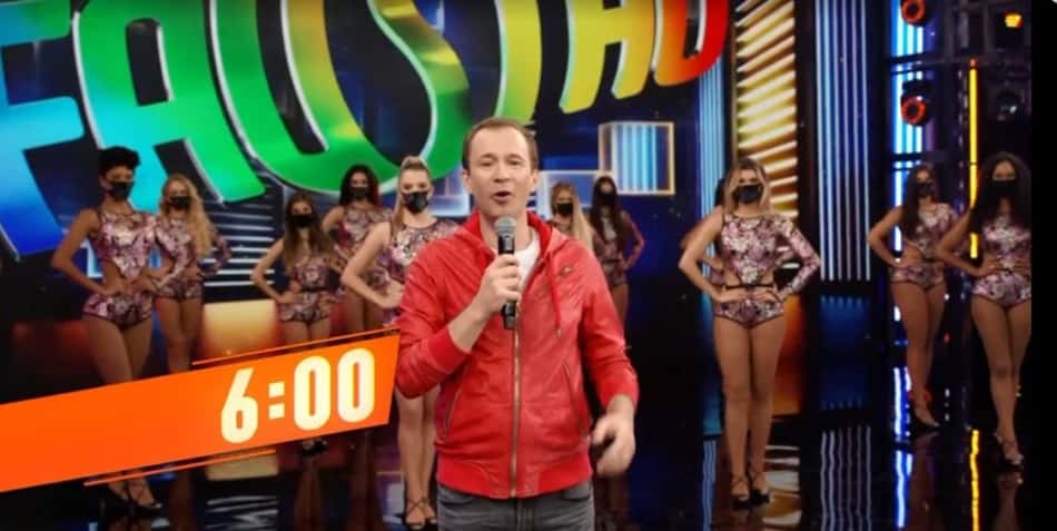 Ex-repórter esportivo, Tiago Leifert assume 'Domingão do Faustão' com missão de barrar Seleção no SBT