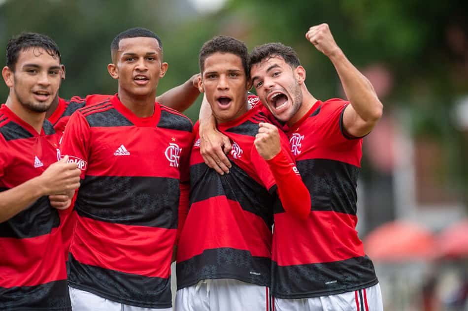VÍDEO: veja os gols da goleada de 9 a 1 do Flamengo sobre o Macaé no Carioca Sub-20