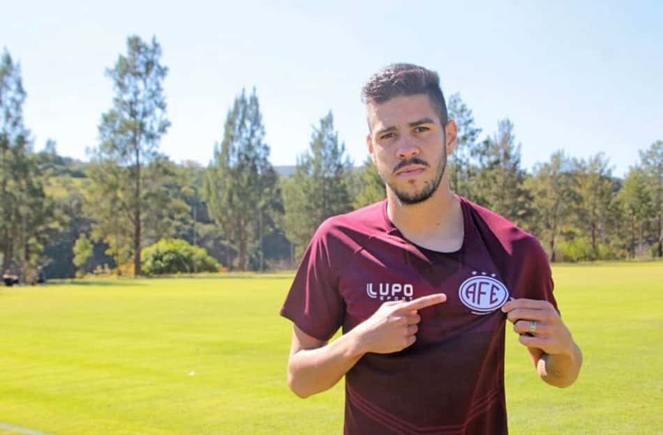 Victor Paraíba quer boa temporada na Ferroviária e brigando pelo acesso à Série B