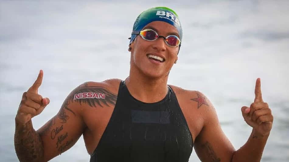 Ana Marcela Cunha conquista o ouro no Italiano de Águas Abertas