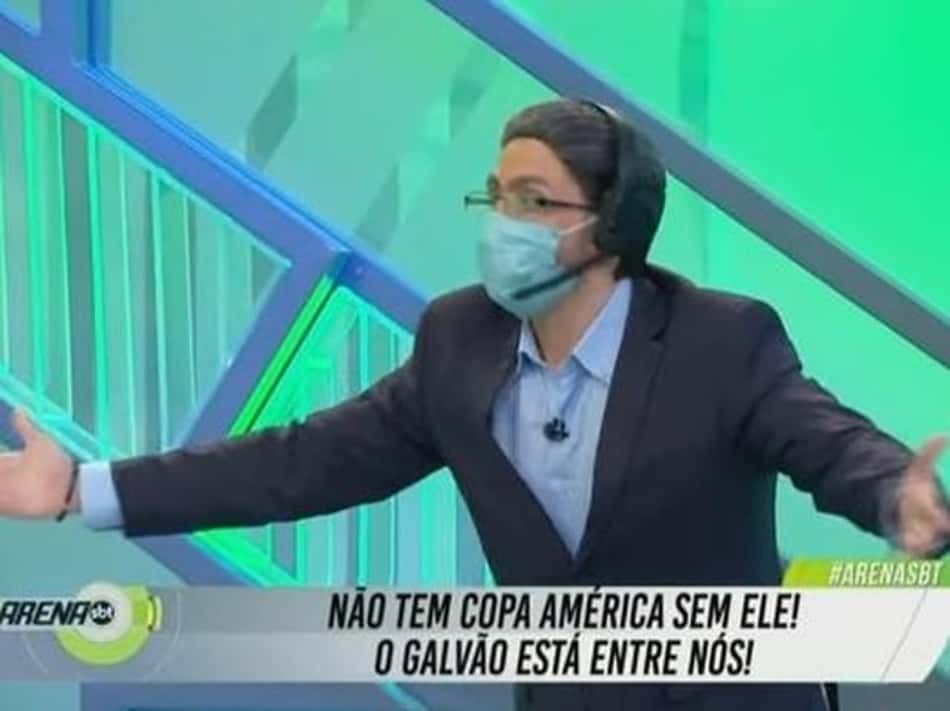 SBT usa Galvão 'fake' para tirar sarro da Globo por direitos televisivos: 'Não tem Copa América sem ele'