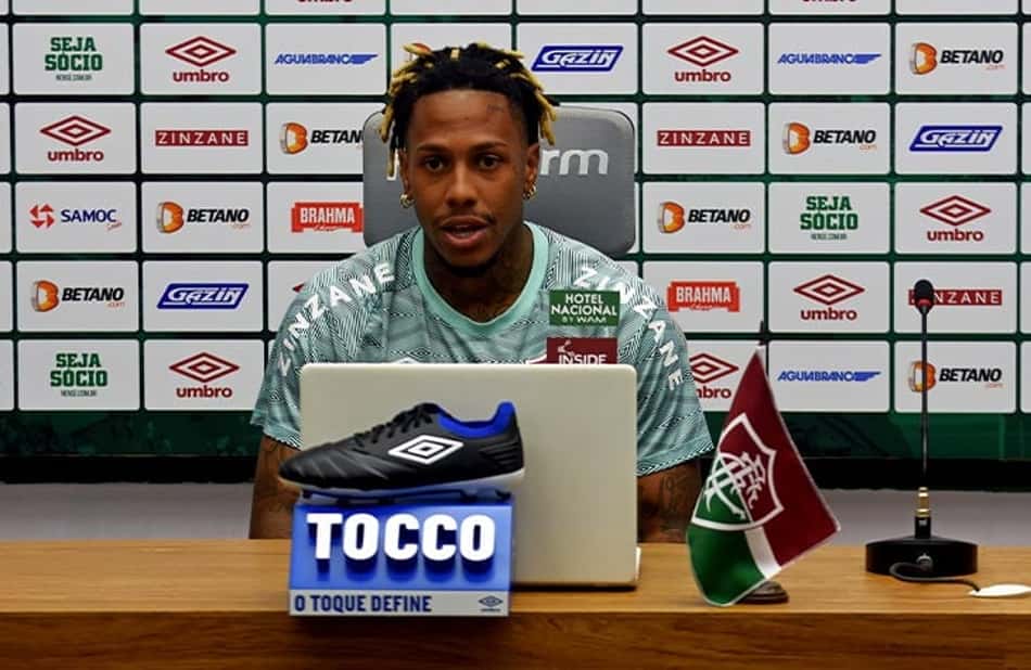 Abel Hernández exalta Fred e diz que decisão sobre quem bateria o pênalti do Fluminense foi de Roger