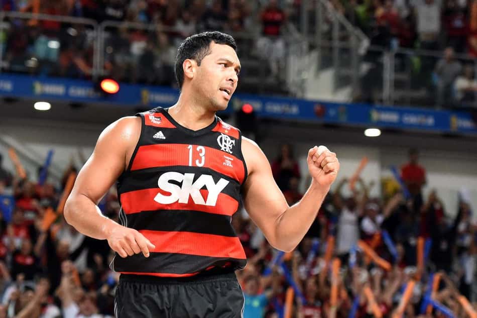 Flamengo anuncia retorno de JP Batista para a temporada 2021/22
