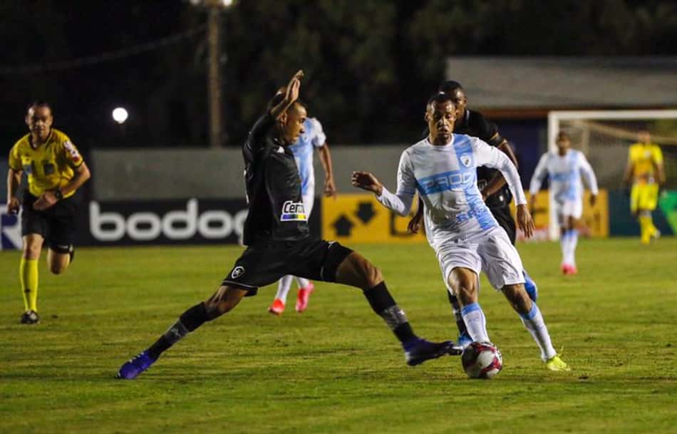 Londrina mina as bases de jogo do Botafogo, que não consegue se adaptar à adversidade imposta