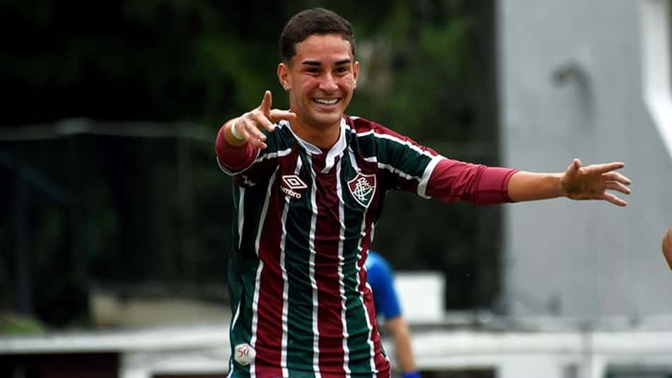 Fluminense vence o Corinthians e assume liderança no Brasileirão sub-17; time Sub-20 empata no Estadual